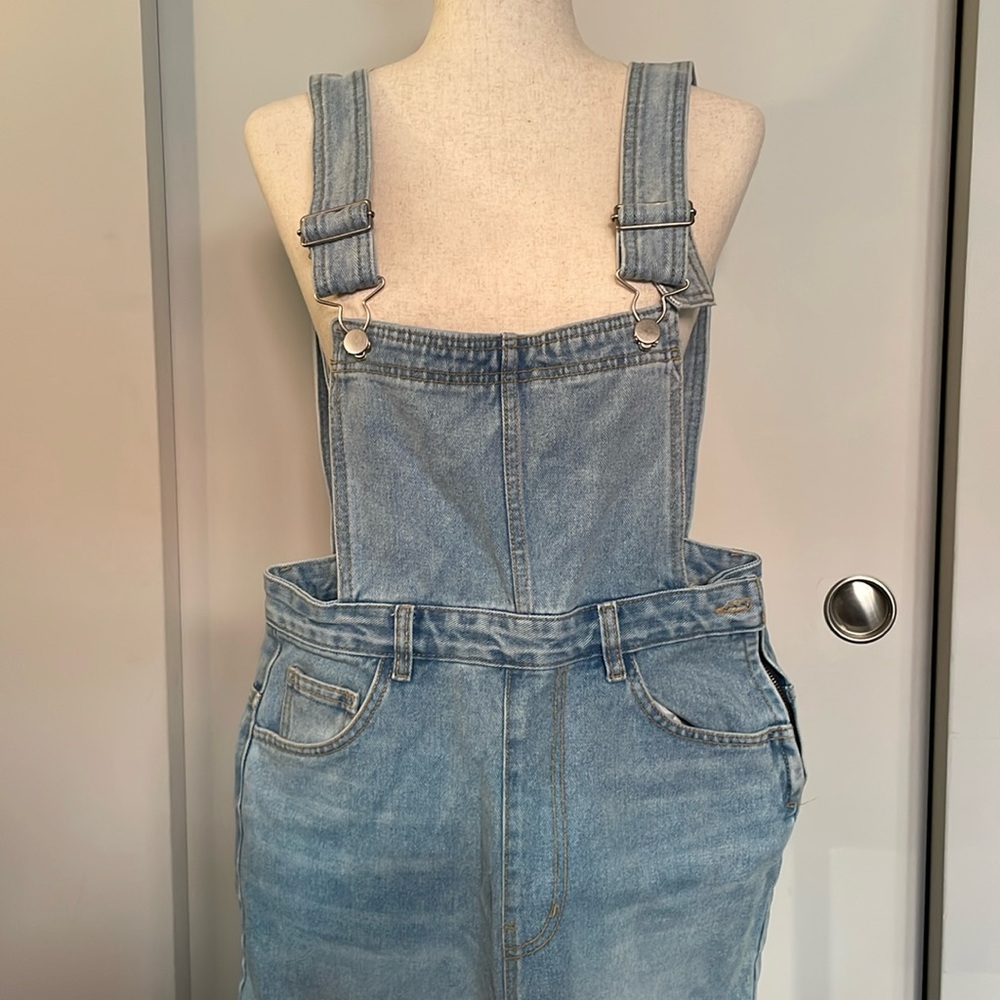 Overalls - Picture 5 of 7